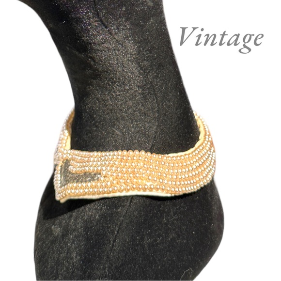 Vintage White Pearl and Grey Beaded Bib Collar (15") - Picture 6 of 12